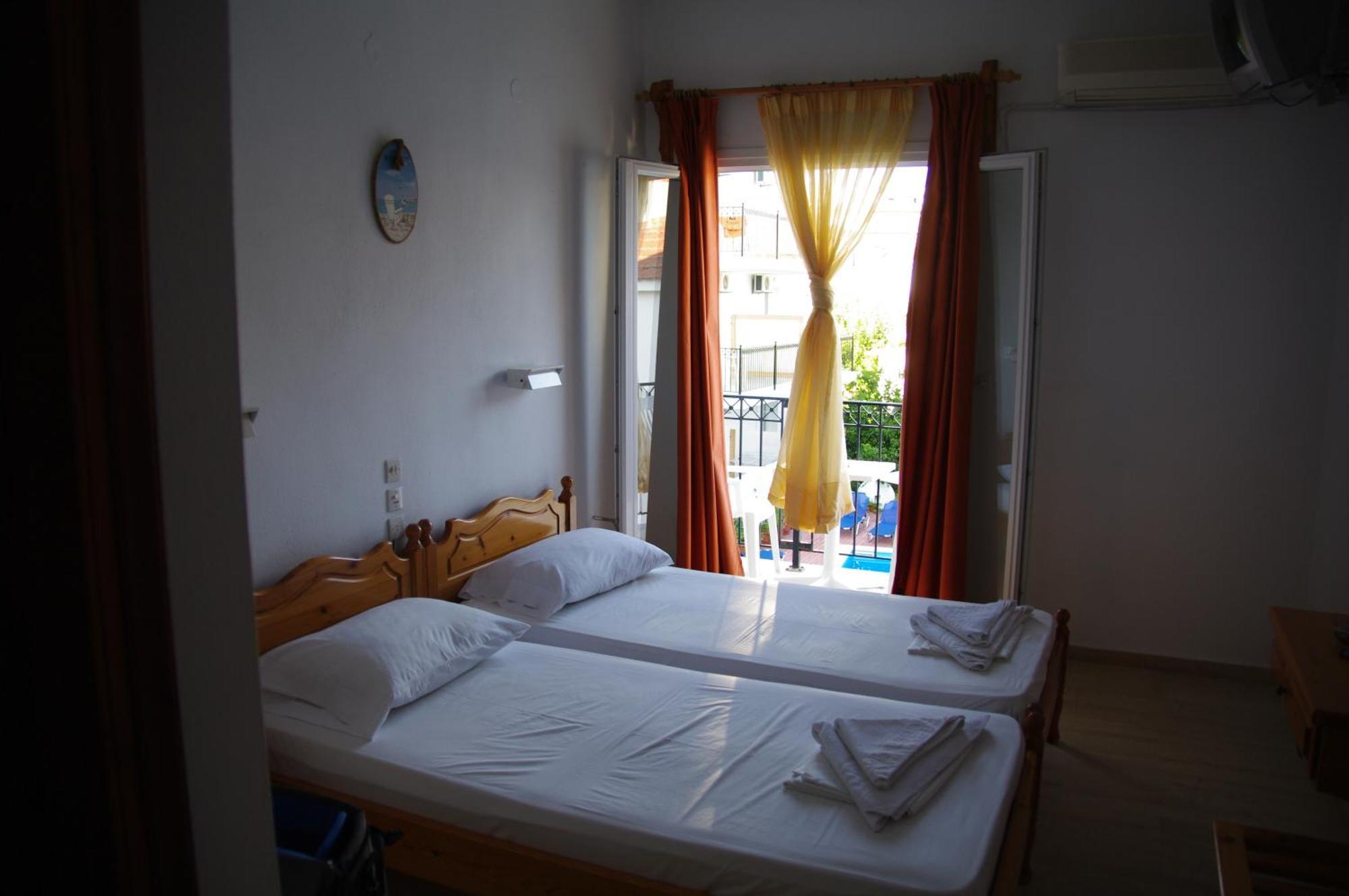 Hotel Marlton Skiathos stad Exteriör bild